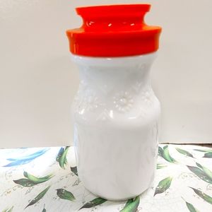 Vintage Milk Glass Container B05